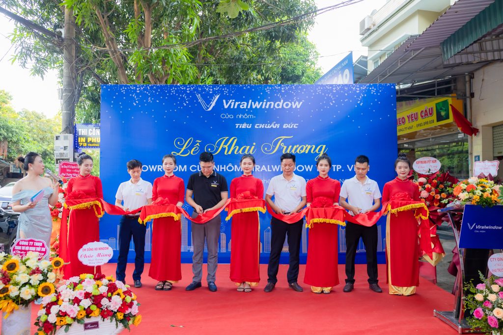 Toàn Cảnh Buổi Khai Trương Showroom Viralwindow Vinh